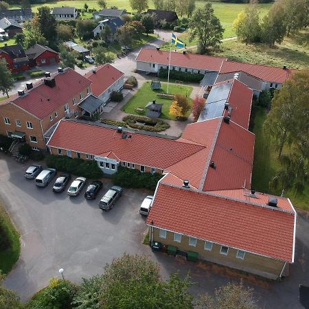 Bralanda Hotell Och Vandrarhem Zewnętrze zdjęcie