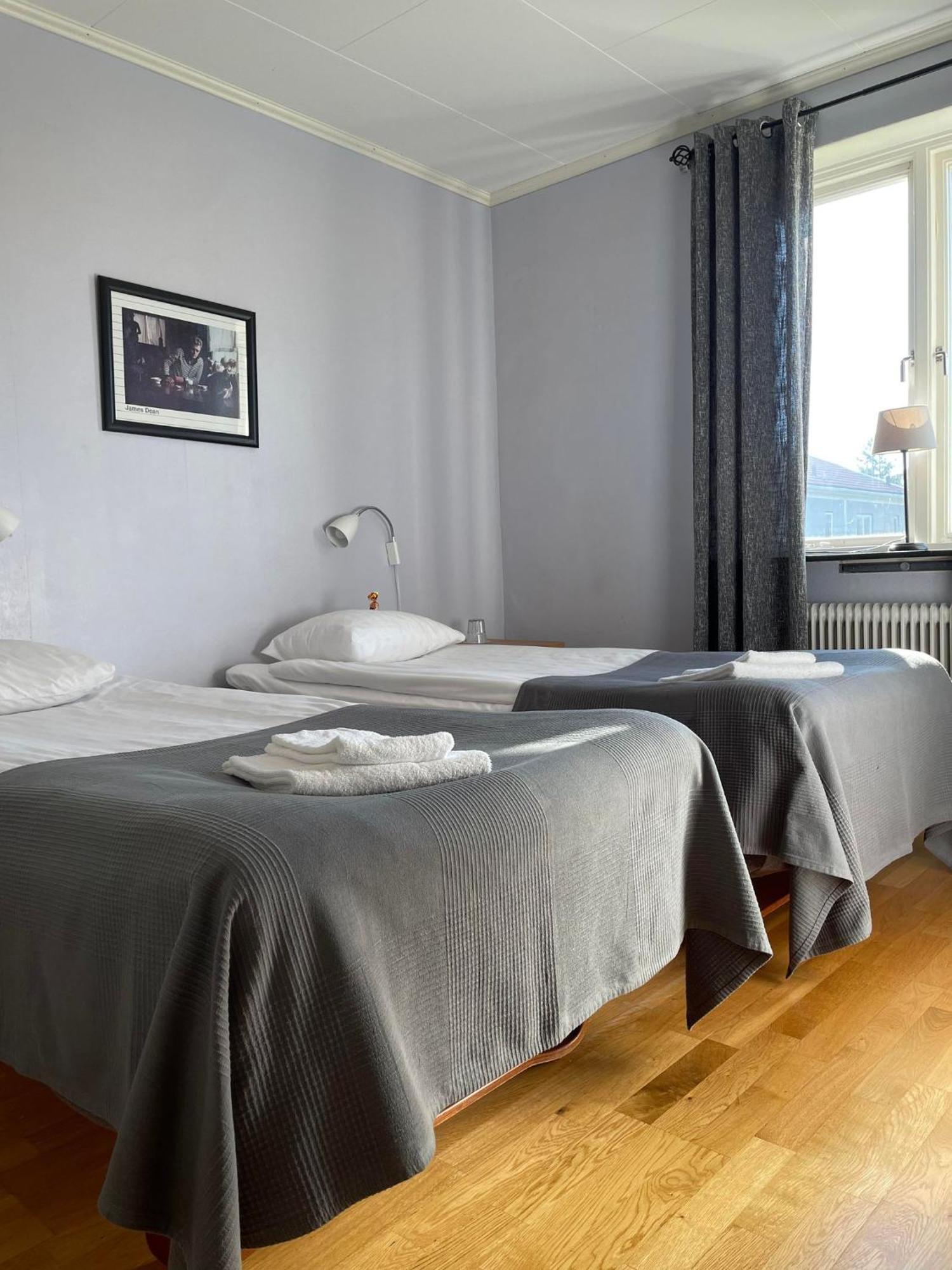 Bralanda Hotell Och Vandrarhem Zewnętrze zdjęcie