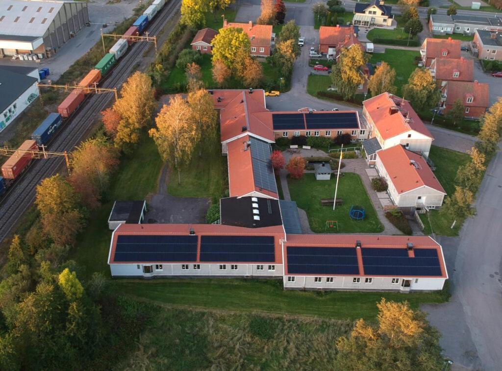 Bralanda Hotell Och Vandrarhem Zewnętrze zdjęcie