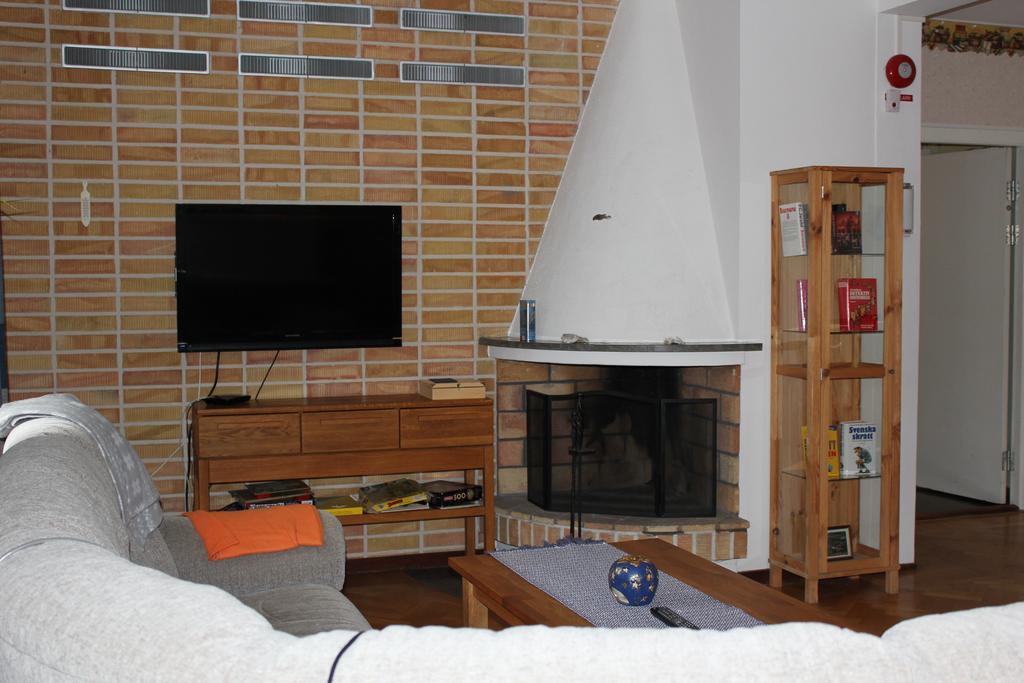 Bralanda Hotell Och Vandrarhem Zewnętrze zdjęcie