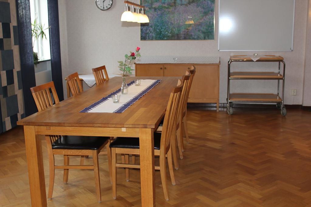 Bralanda Hotell Och Vandrarhem Zewnętrze zdjęcie